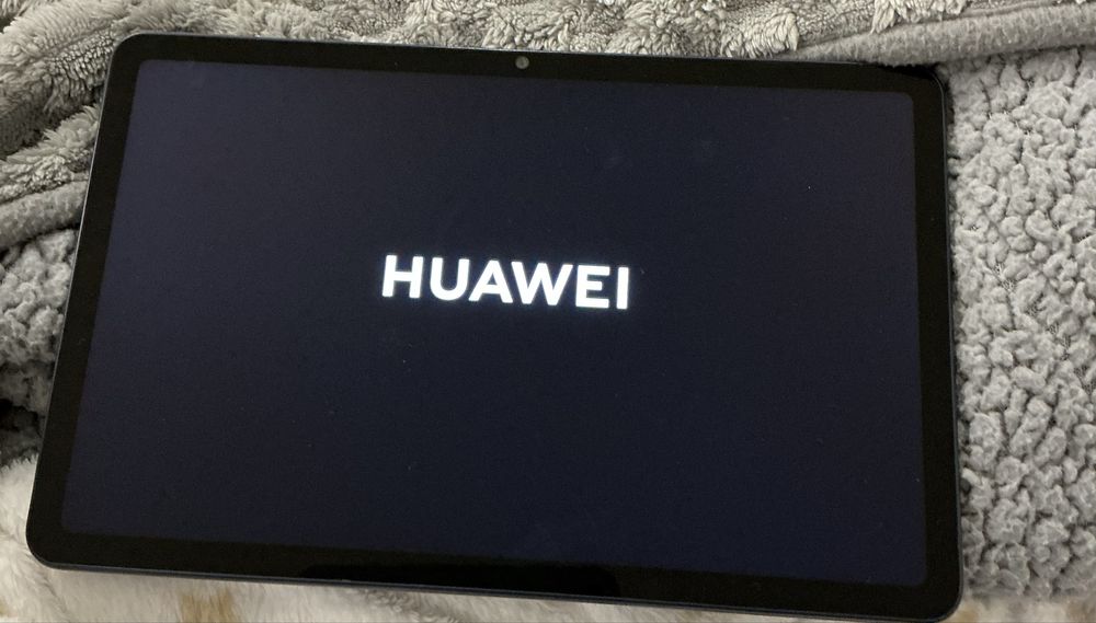 Huawei Matepad com uma capa e caneta huawei incluída