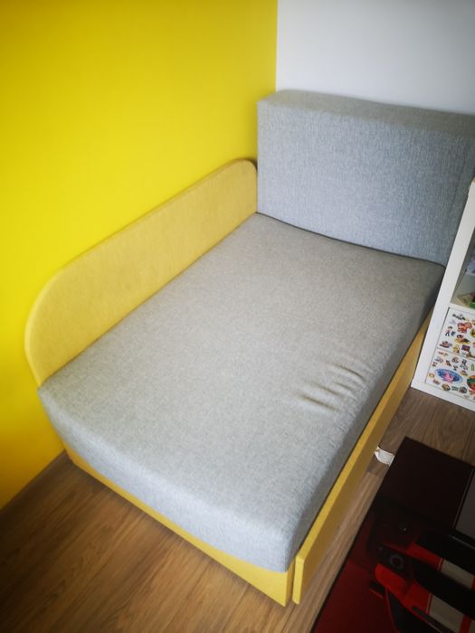 Sprzedam lozko 1 osobowe, rozkladane