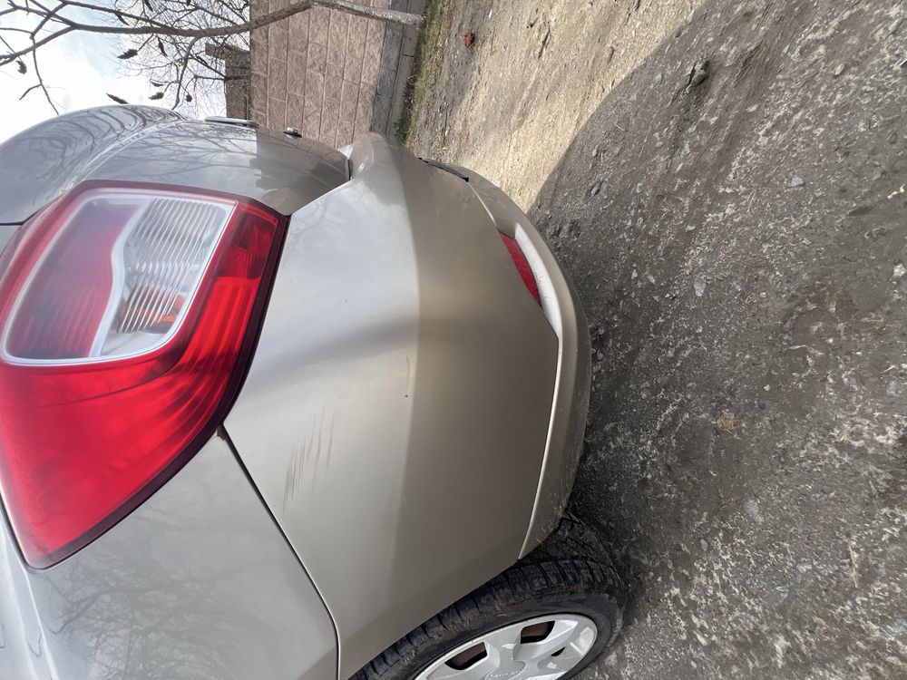 Продам задній бампер Renault Logan Dacia Logan