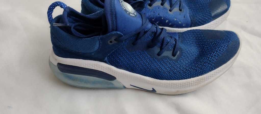 Nike Joyride Run Flyknit r. 44