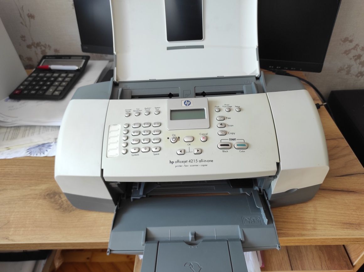 Принтер, копір, сканер HP officejet 4215