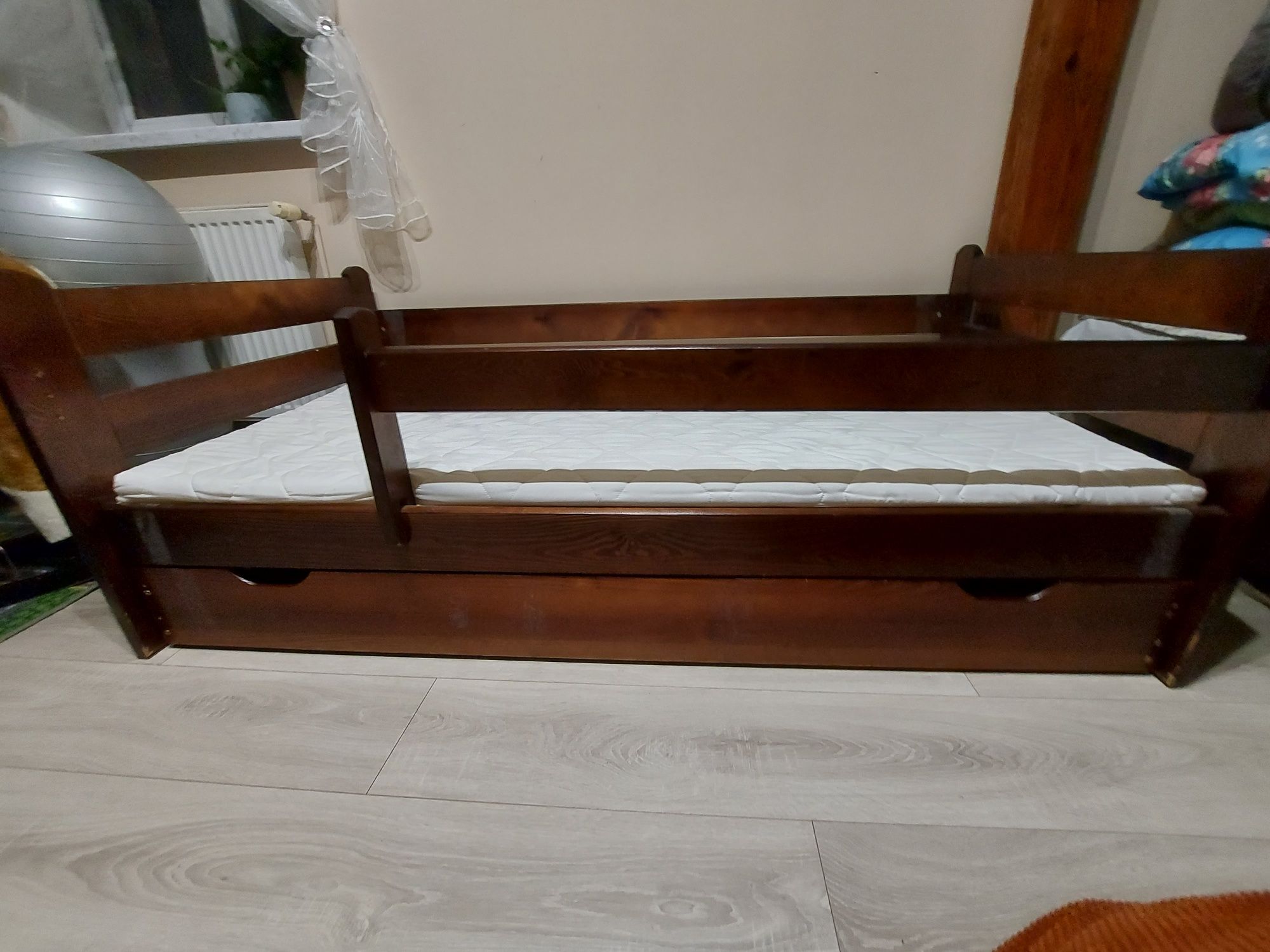 Łóżeczko drewniane 160x80
