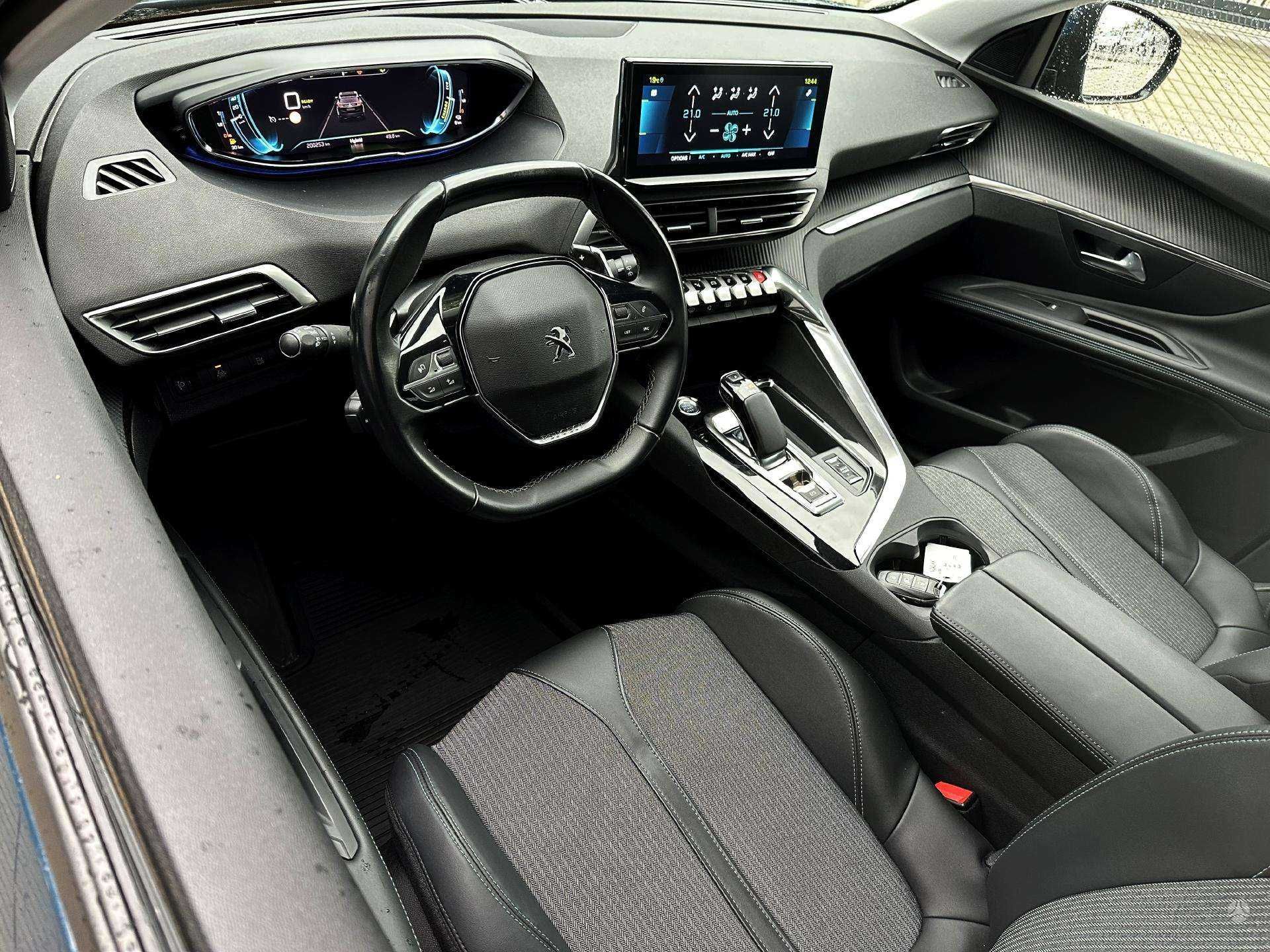 Peugeot 3008 2021