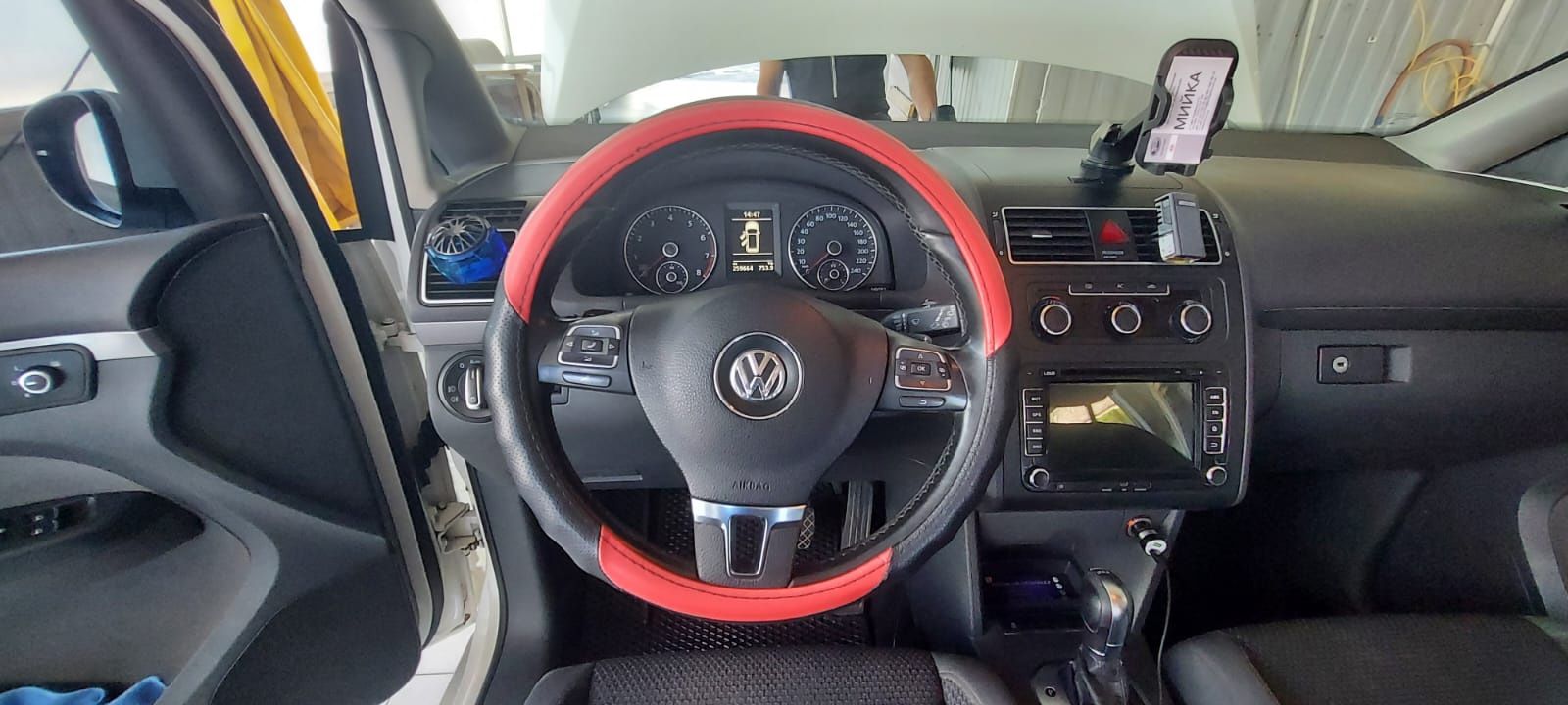 Volkswagen Touran 2011 1.4