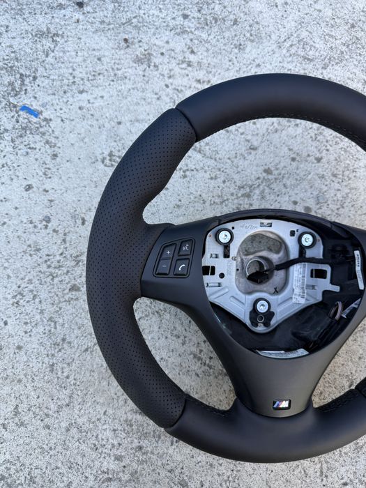 Руль Bmw E90 e92 e87 e88 e82 e88 e91 e93 e84 M Sport с подогревом