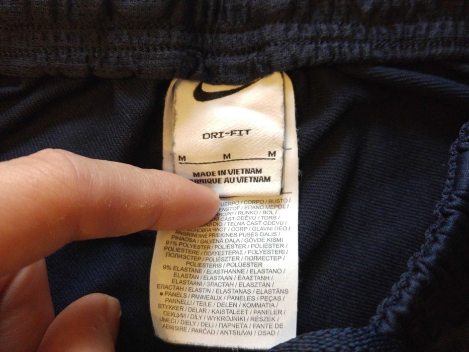 Spodnie dresowe sportowe Nike