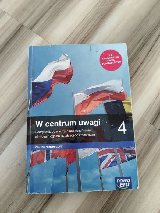 Podręcznik Wos . W centrum uwagi