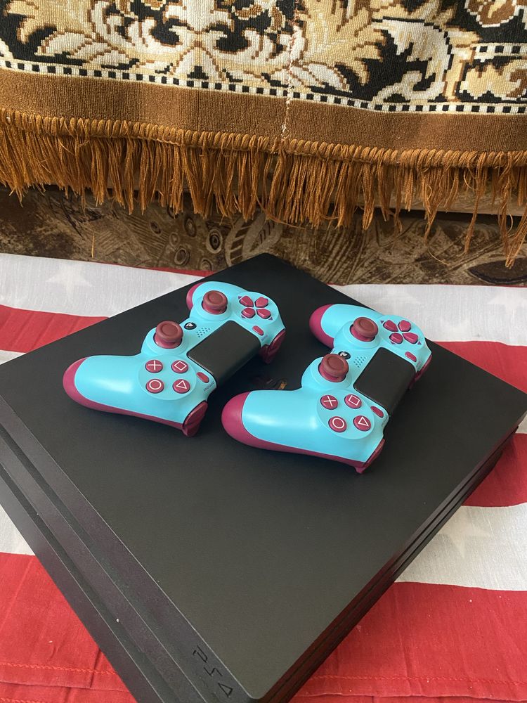 Playstation 4 pro 1tb, 2 джойстики, плойка, приставка, плейстейшин