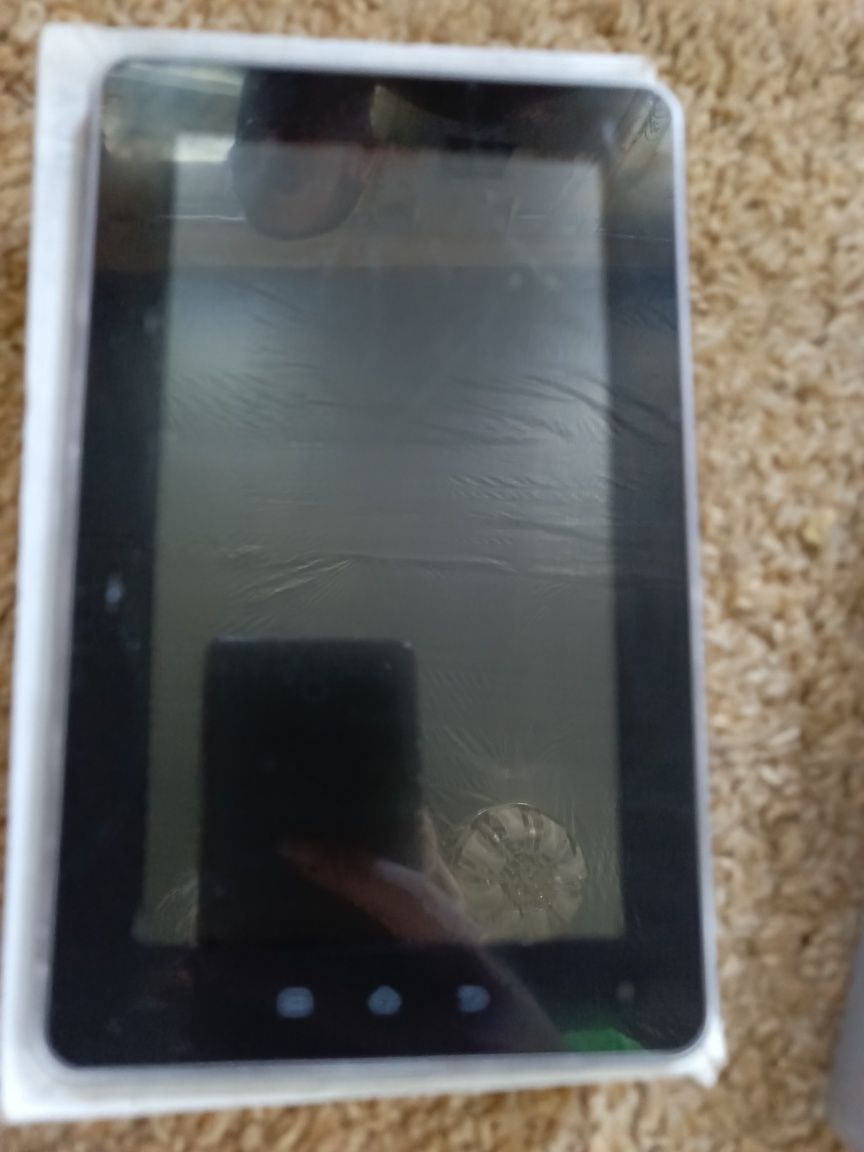 Планшет  Texet TM -7025