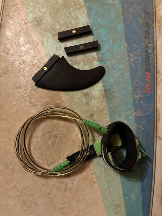 Deska surfingowa NSP 6.4 + komplet finów + leash + pad