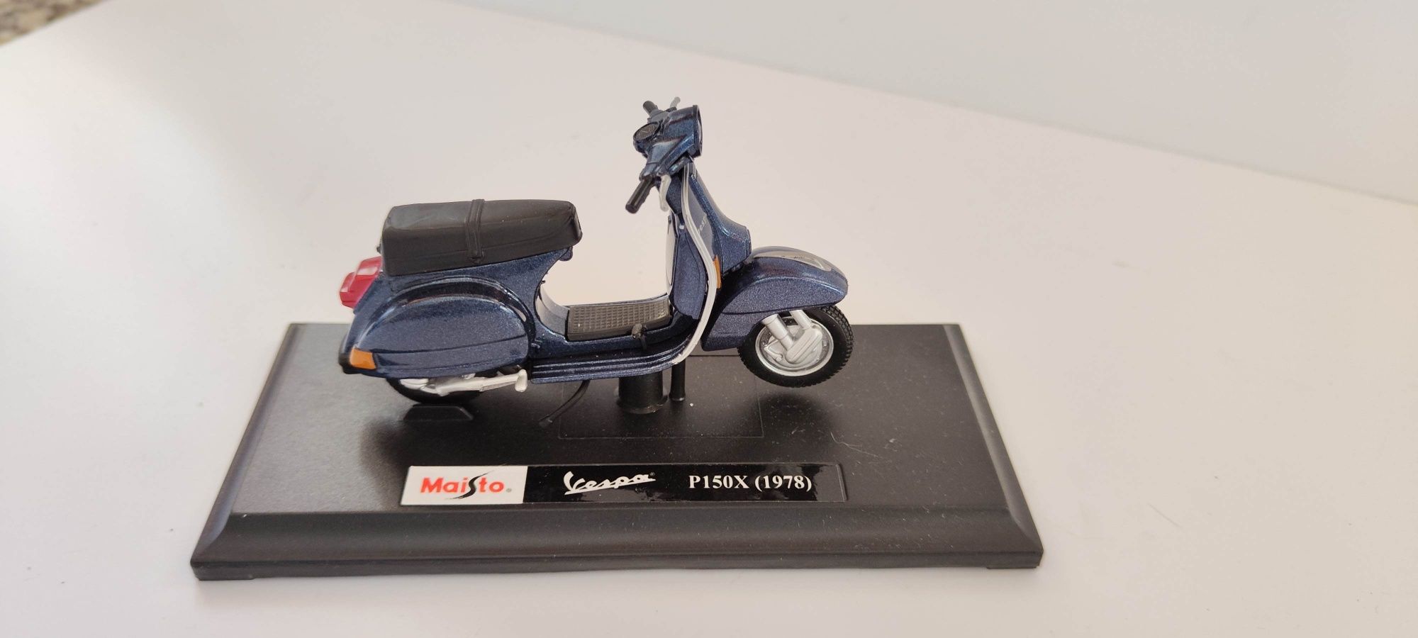 Vespa Maisto P150x