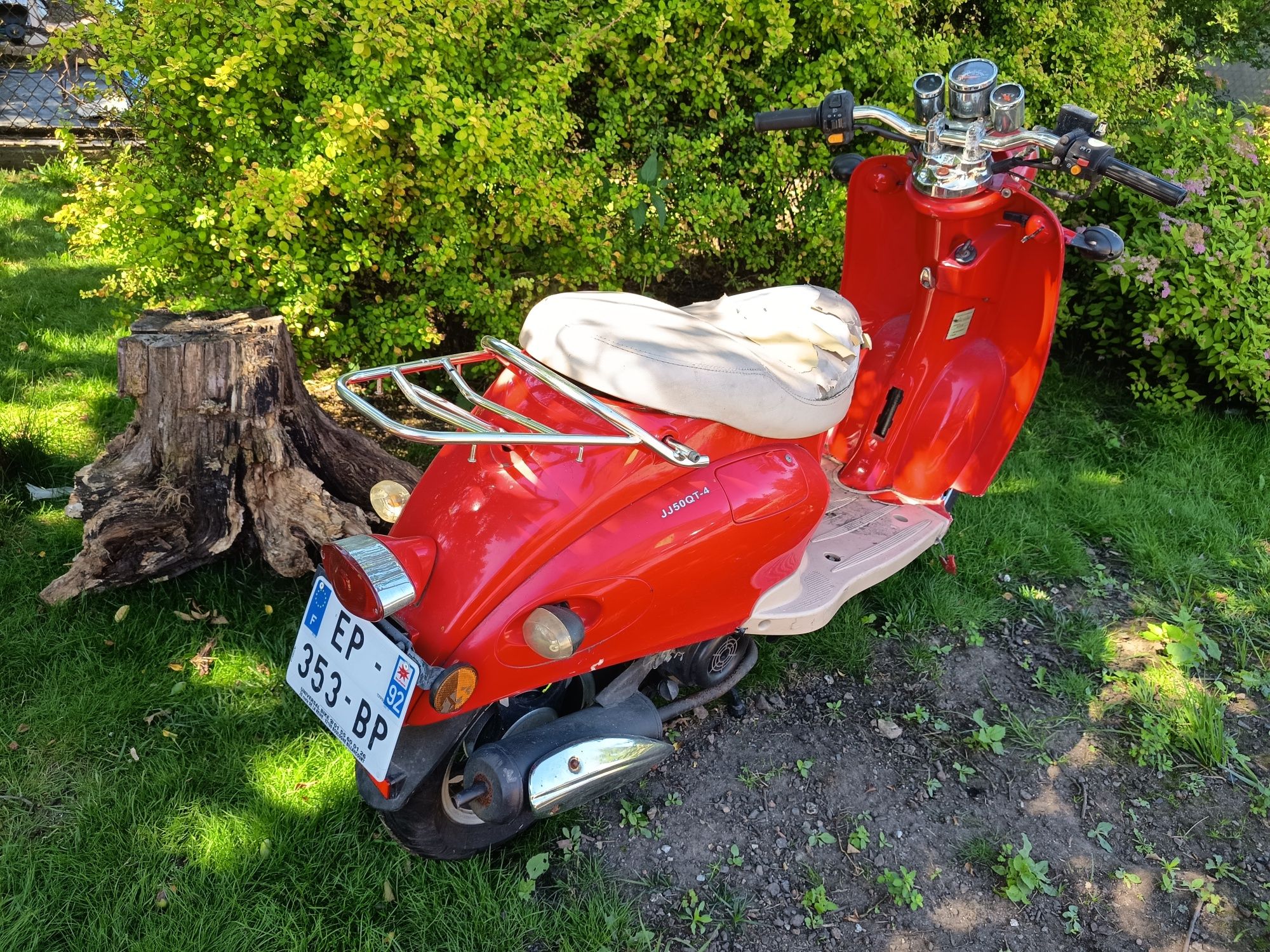 Skuter 50cm3 Ala Vespa