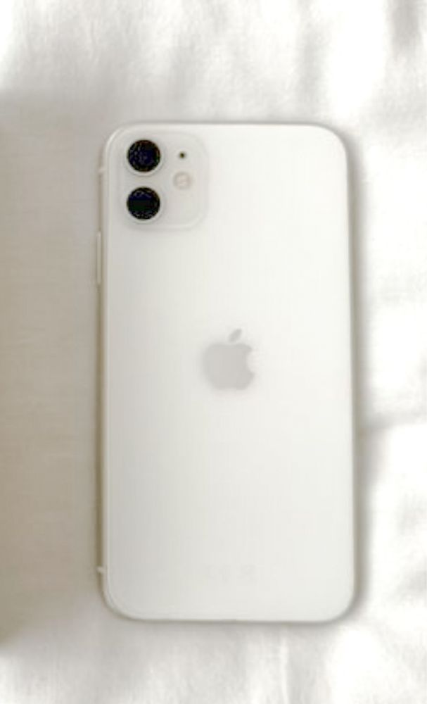 Iphone 11 branco 64GB