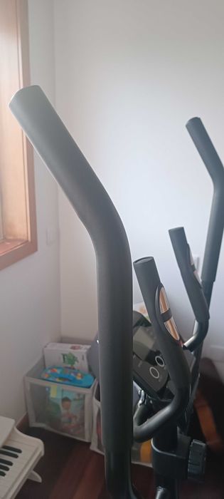 Elíptica como nova