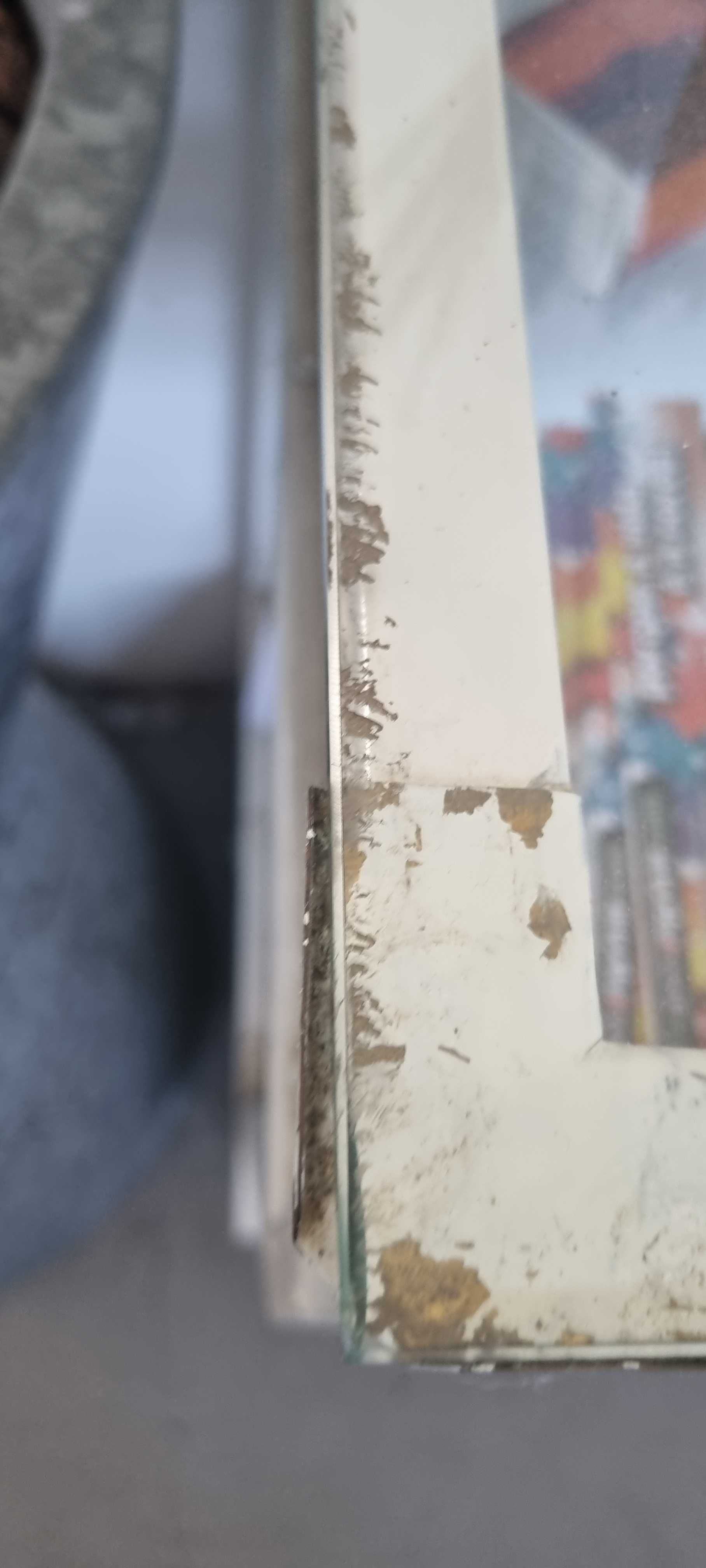 Móvel Vitrine com prateleiras