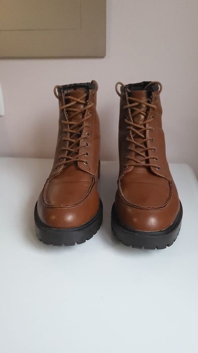 Коричневі чоловічі черевики Lefties