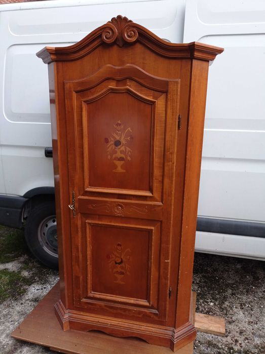 Szafa drewniana jedno drzwiowa