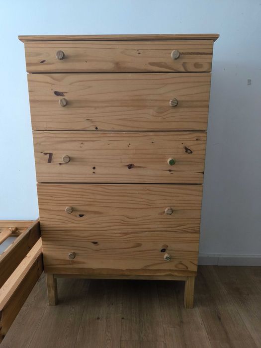 Cómoda c/5 gavetas, pinho, 80X123 cm RAST - IKEA