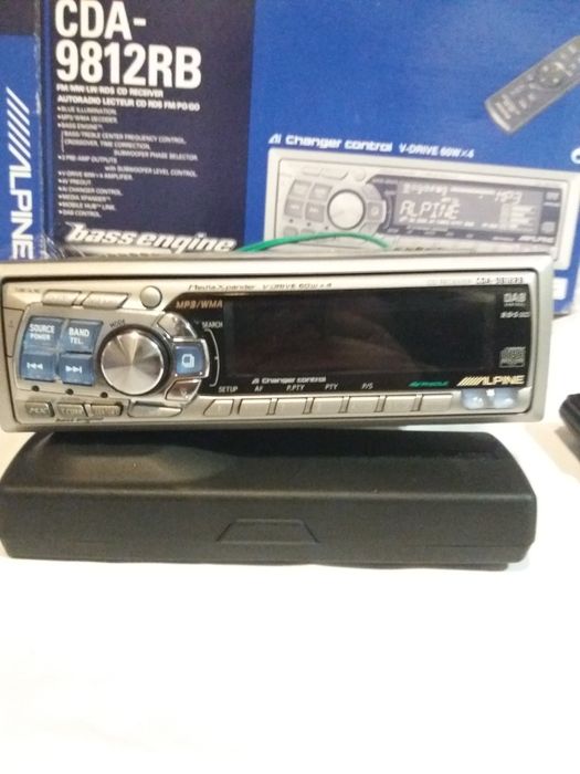 Автомагнитола Алпайн