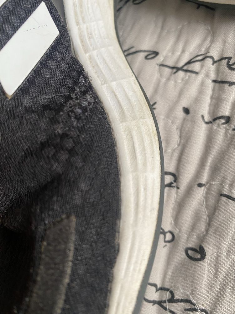 Buty adidas 33   .