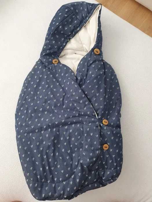 Śpiworek do wózka kolor Denim Hearts - Nowy