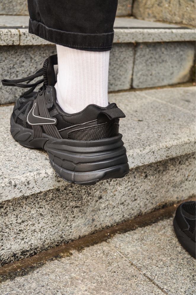Кросівки Жіночі Nike V2K Runtek Black 36-45 lux Без передоплати