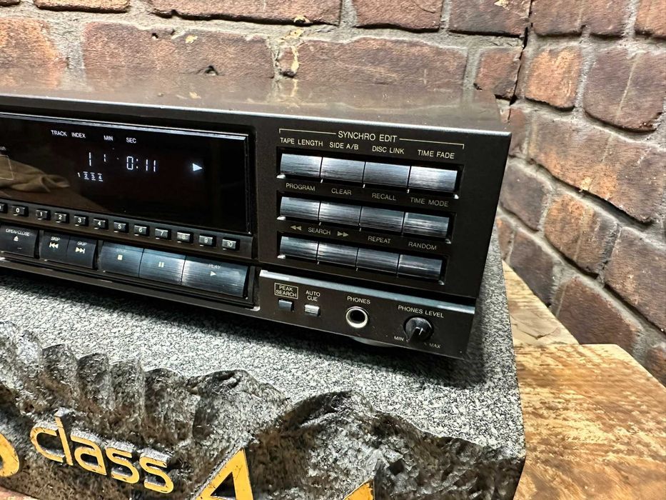Odtwarzacz CD Technics SL-PG 420