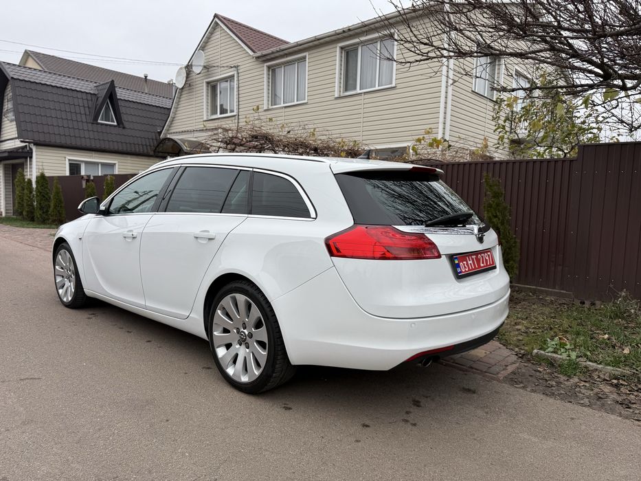 Розмитнений Opel Insignia з Німеччини