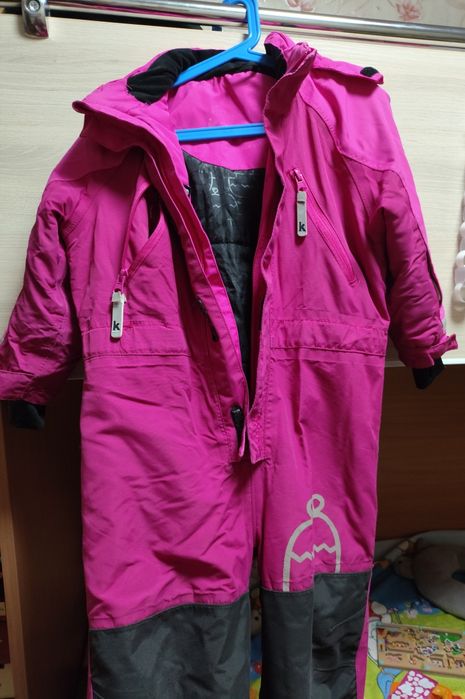 Продам комбез зимовий для дівчинки