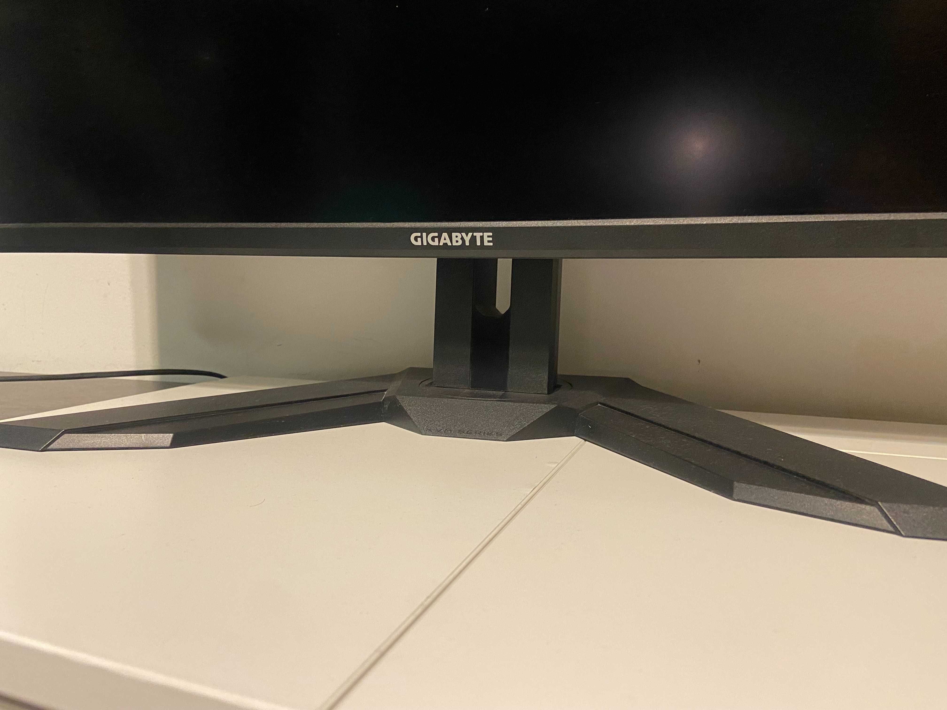 Monitor Gigabyte M32Q 32" IPS QHD 165Hz