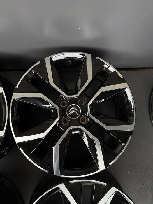 Felgi aluminiowe 18 cali 6,5J et 26 4x108 Citroen C4 III, C4 X