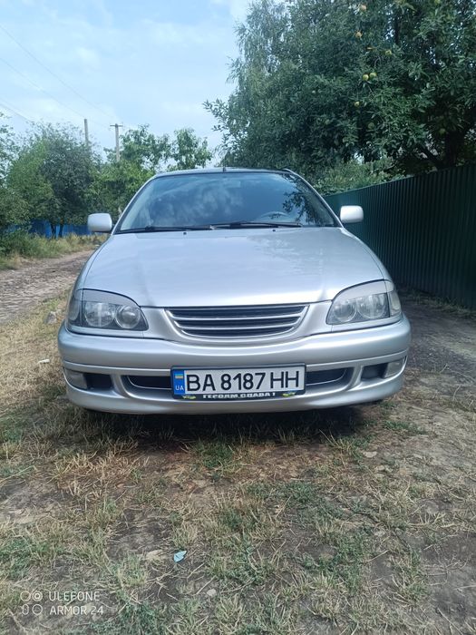 Тойота авенсіс  т22
