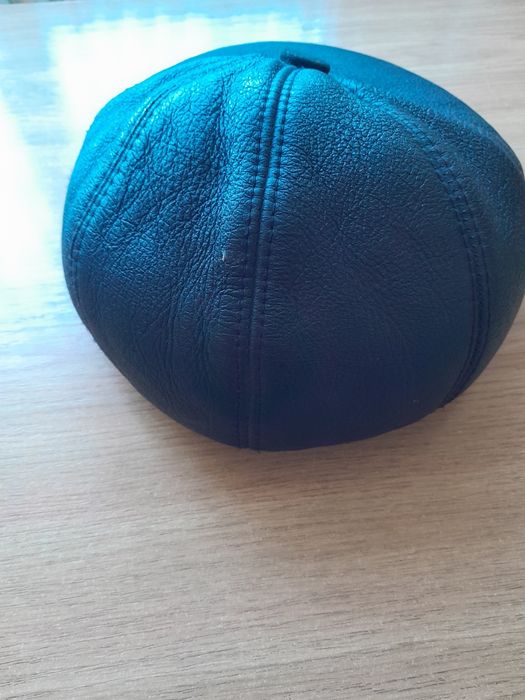 Продам мужскую фуражку, натуральная кожа