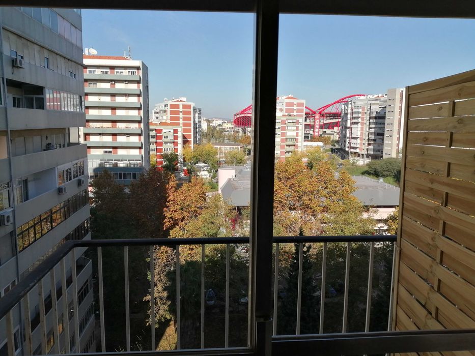 Quarto Individual Benfica Rua Manuel Ferreira de Andrade 18