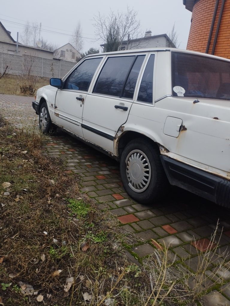 Продам Вольво 740 на ходу