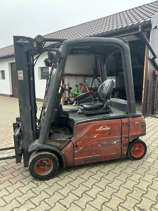 Wózek widłowy linde E20,triplex