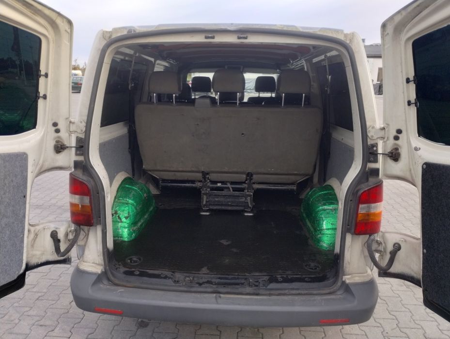 Volkswagen Transporter T5 2.5TDI Long 8-osobowy Brygadówka przegląd OC