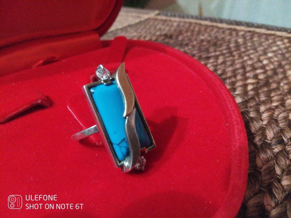 Перстень срібний з золотою пластиною, камінь бірюза, нове