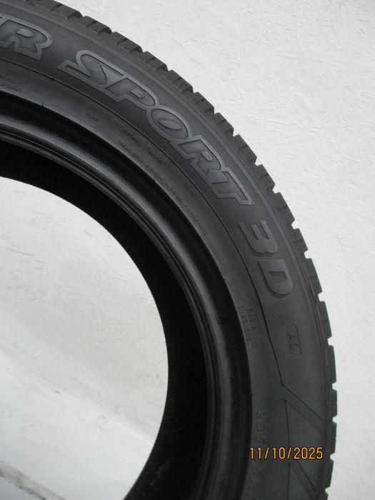 1x 235/55R18 Dunlop SP Winter Sport 3D 7,6mm  23r.