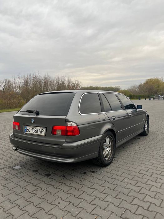 BMW e39 2002 рік автомат