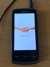 Мобільний телефон  Nokia 700