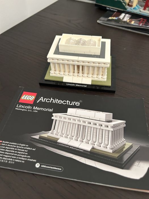 Lego Arquitetura 21022 - Lincoln Memorial