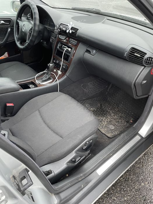 Mercede Benz c200 w203 2000рік 2.0компрессор