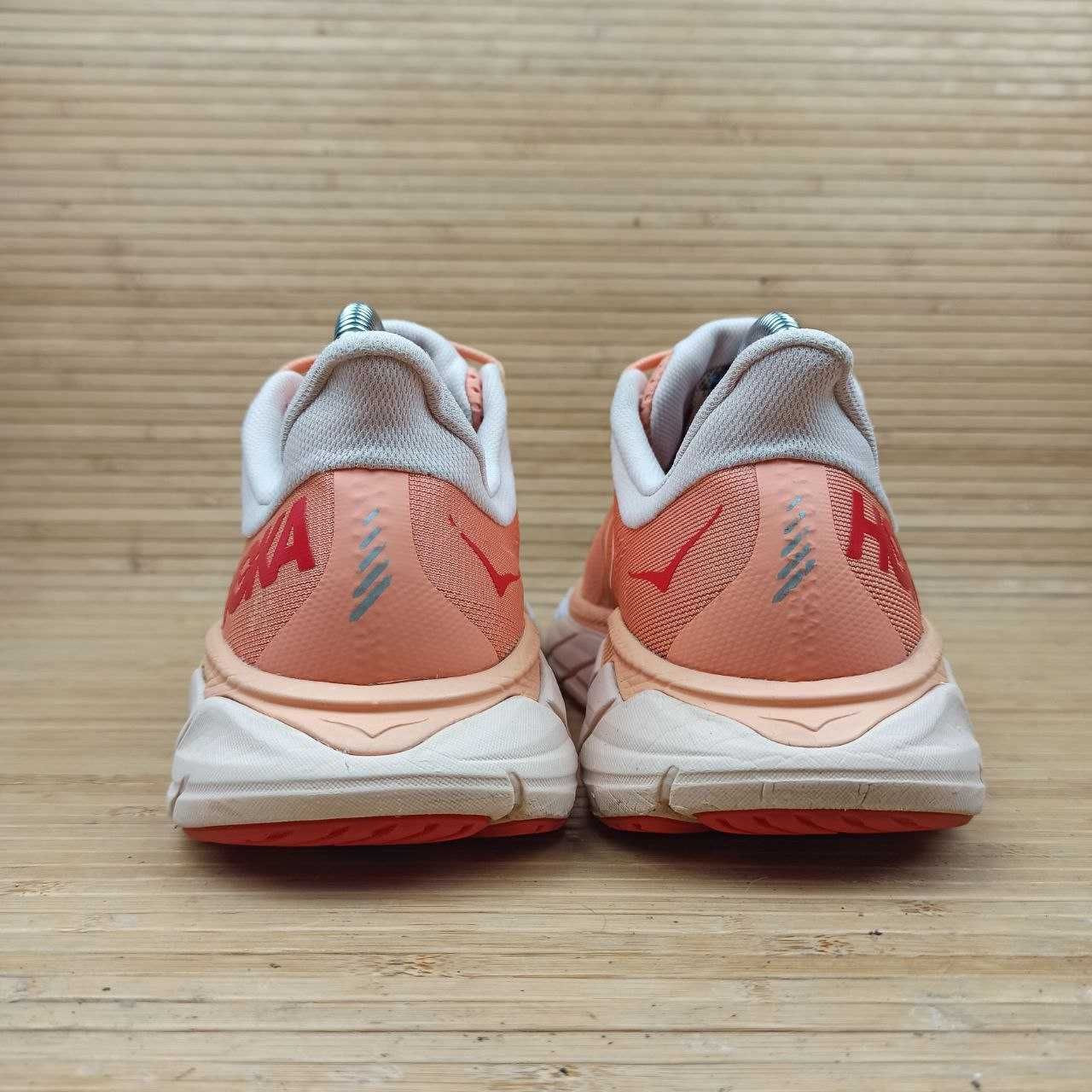 Кросівки Hoka Arahi 5 Розмір 40,5 (25,5 см.)