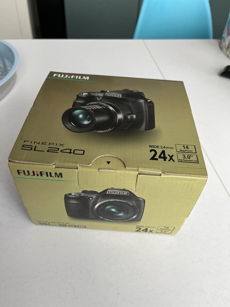 FujiFilm Finepix SL240 aparat