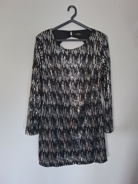 Vestido lantejolas preto