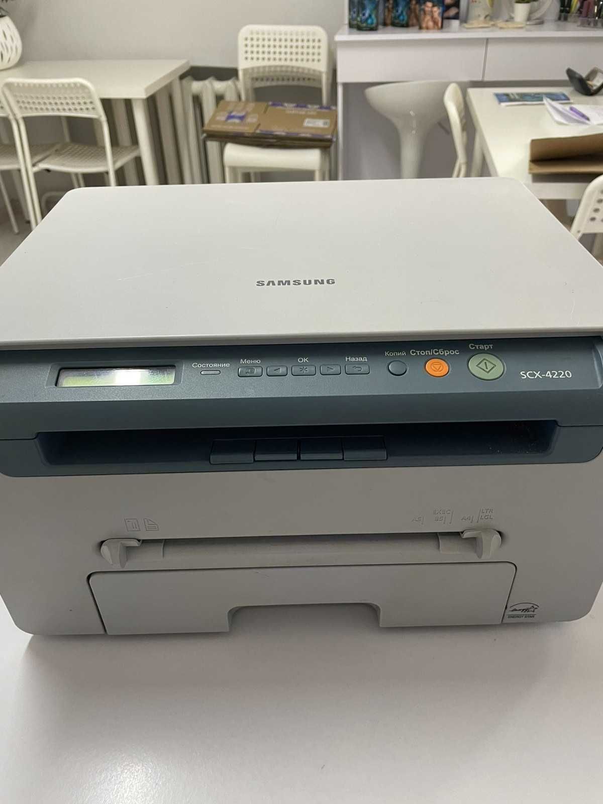 Ксерокс Samsung SCX-4220