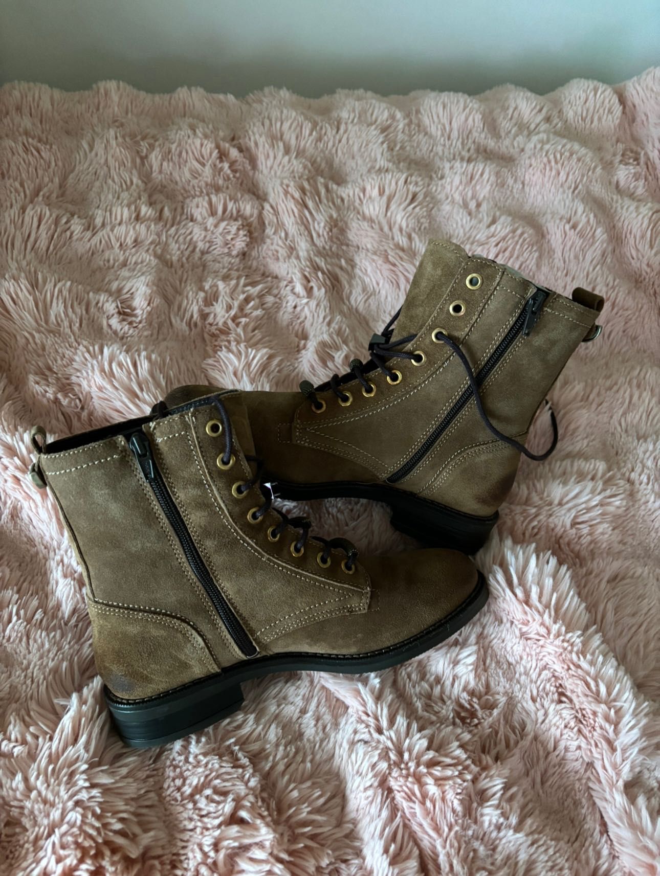Botas tipo militar de mulher