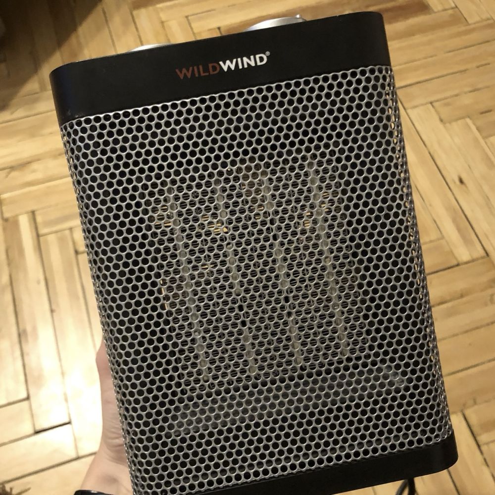 Тепловентилятор металокерамічний Wild Wind PTC-1535