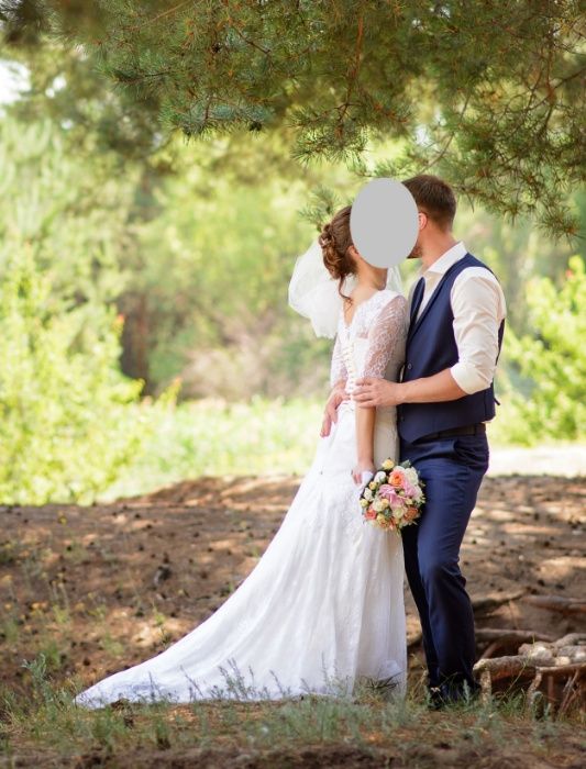 Продам свадебное платье кружевное